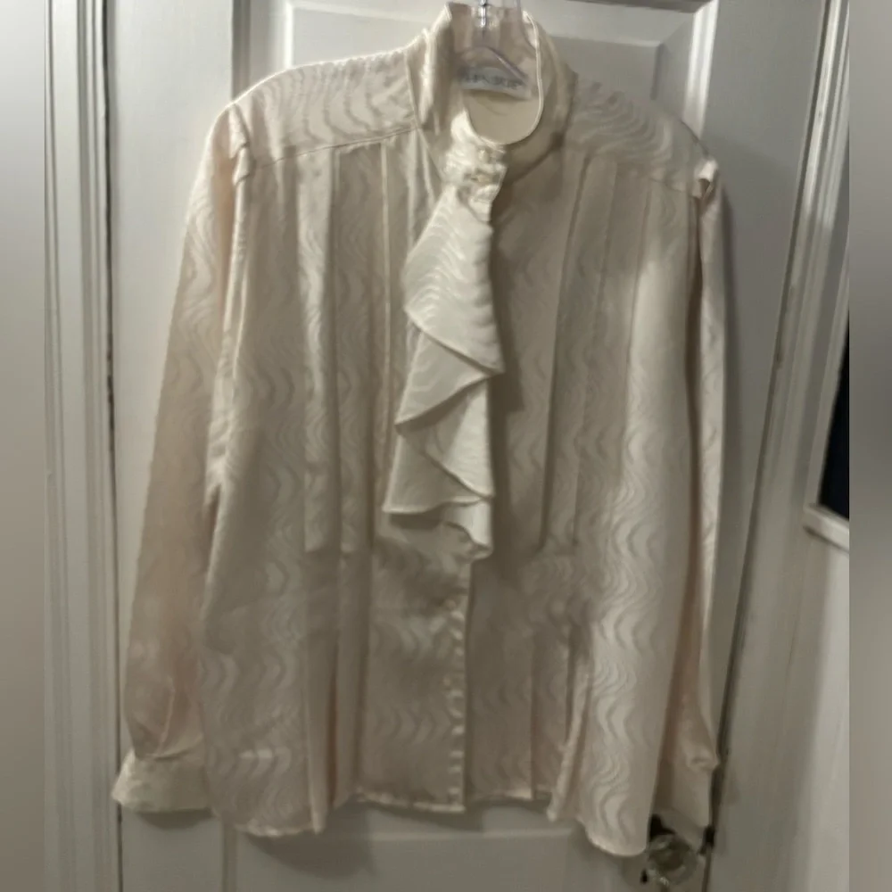 Vintage 80s Cream Ruffle Cravat High Neck Romantic Victorian Blouse - Picture 2 of 4